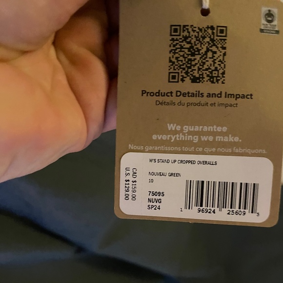 PATAGONIA- Stand Up® Cropped Overalls in Nouveau Green - Picture 3 of 4